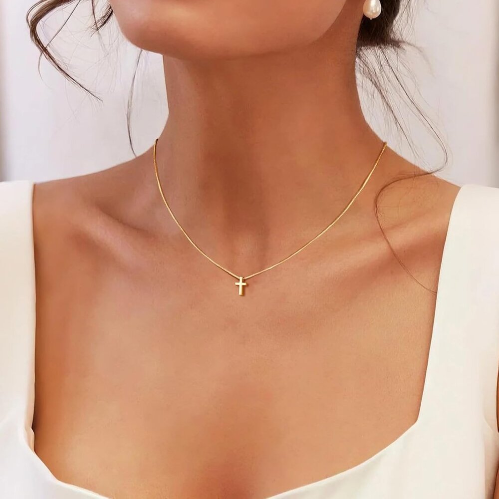 Women 01 Tiny Cross - Gold 14K Gold Silver Cross Necklace - Non Tarnish Jewelry - Picture 3 of 9